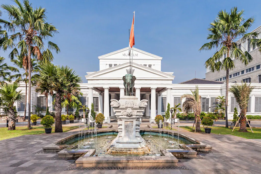 Museum - Panduan Lengkap Fasilitas dan Layanan di Hotel Indonesia Kempinski Jakarta - jakartatraveller.com