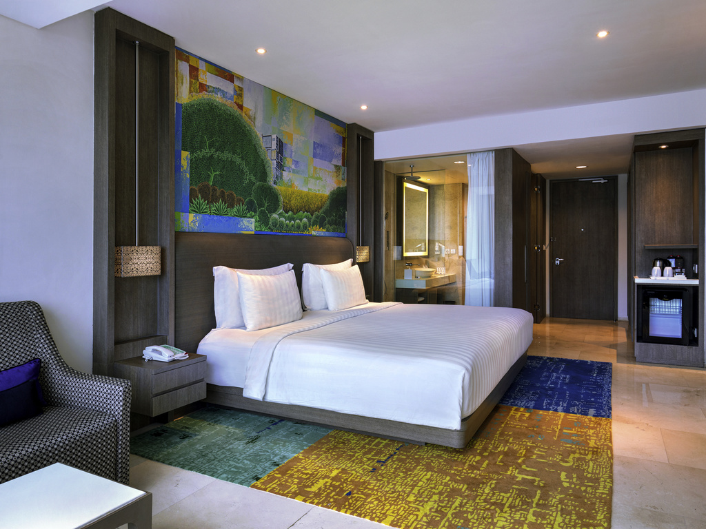 Kamar Deluxe Room - Panduan Lengkap Menginap di Hotel Grand Mercure Jakarta Kemayoran: Fasilitas, Layanan, dan Tips Eksklusif - jakartatraveller.com