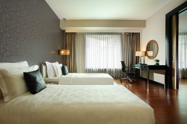 Twin Bed Kamar President Suite - Hotel Grand Kemang Jakarta: Akomodasi Sempurna Berdekatan dengan Pusat Hiburan Kemang - jakartatraveller.com