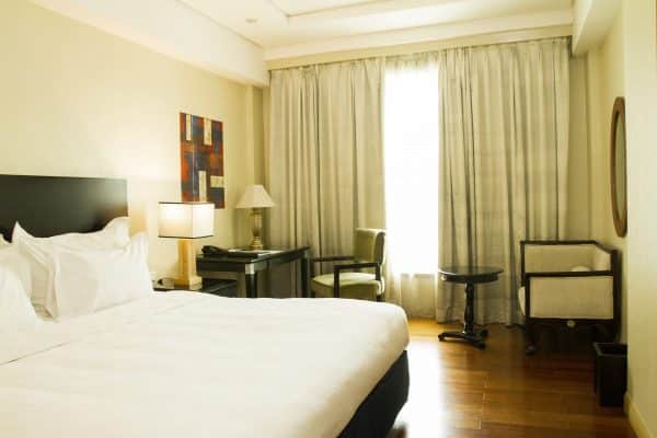 Kamar Tidur Residence One Bedroom - Hotel Grand Kemang Jakarta: Akomodasi Sempurna Berdekatan dengan Pusat Hiburan Kemang - jakartatraveller.com