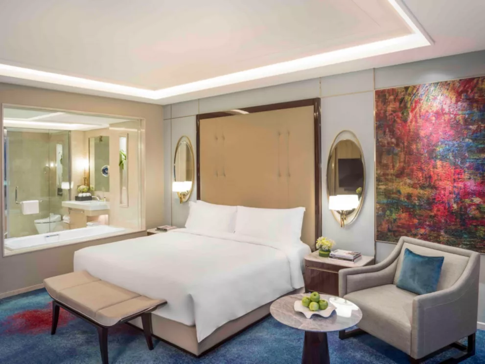 Kamar King Bed Classic Room - Menginap di Hotel Bintang 5: Ulasan Lengkap Hotel Intercontinental Jakarta Pondok Indah - jakartatraveller.com