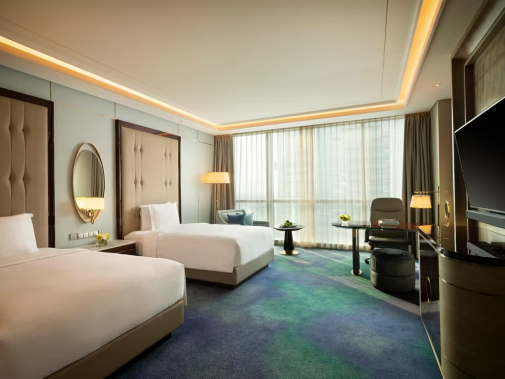 Kamar Bed Twin Club InterContinental Room - Menginap di Hotel Bintang 5: Ulasan Lengkap Hotel Intercontinental Jakarta Pondok Indah - jakartatraveller.com