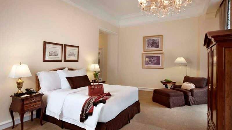 Kamar Tidur Mahakam Suite - Hotel Gran Mahakam: Menginap Dengan Kemewahan di Pusat Bisnis Jakarta - jakartatraveller.com