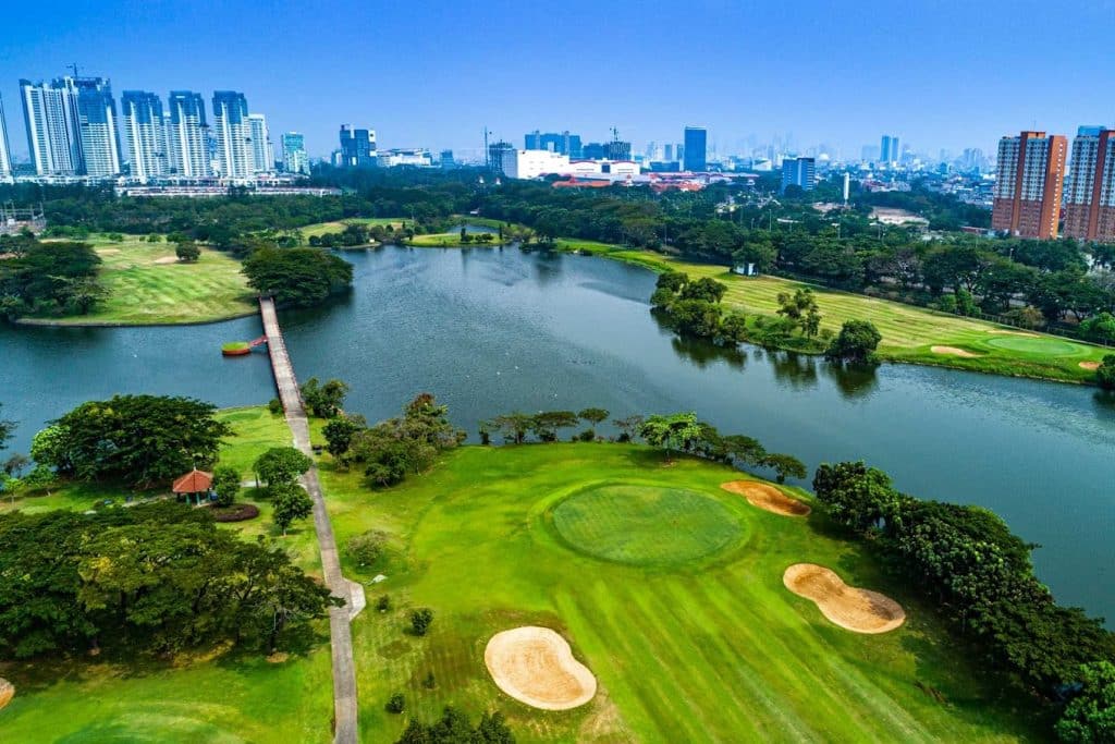 Golf Bandar Kemayoran - Review Tarif, Fasilitas dan Layanan di Golf Bandar Kemayoran: Apa yang Ditawarkan? - jakartatraveller.com