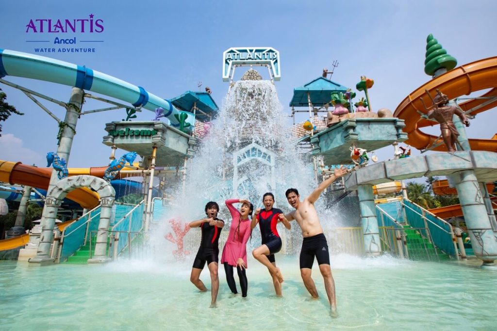 Atlantis Ancol - Liburan Lebaran Seru di Jakarta: 9 Tempat Wisata Air yang Harus Dikunjungi - jakartatraveller.com